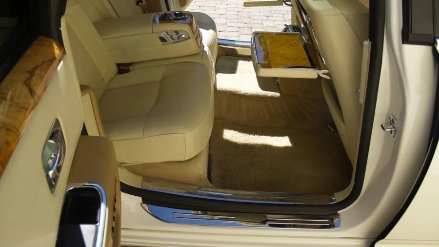 2012 Rolls-Royce Ghost 1st Gen - Image 7 of 17
