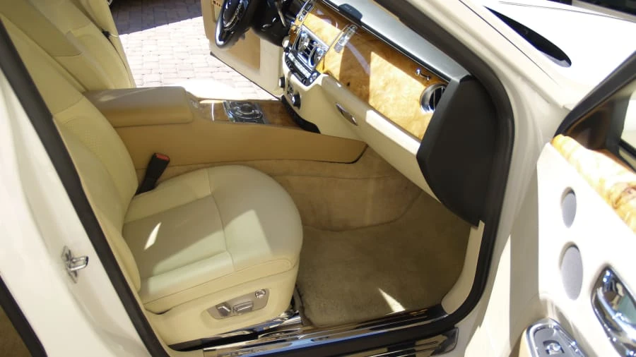 2012 Rolls-Royce Ghost 1st Gen - Image 6 of 17