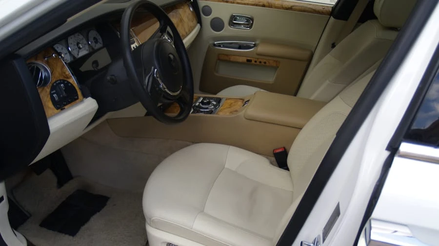 2012 Rolls-Royce Ghost 1st Gen - Image 4 of 17