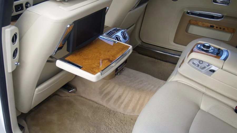 2012 Rolls-Royce Ghost 1st Gen - Image 10 of 17