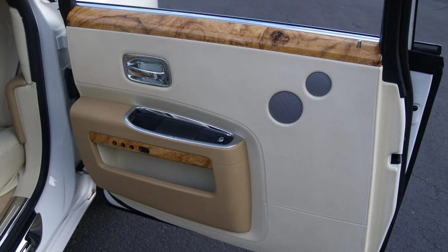 2012 Rolls-Royce Ghost 1st Gen - Image 17 of 17