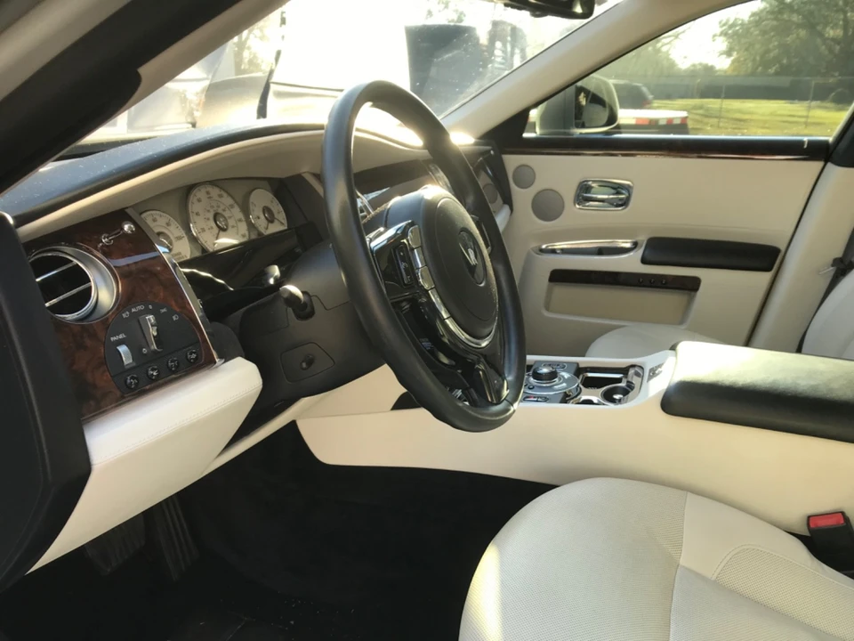2012 Rolls-Royce Ghost 1st Gen - Image 24 of 28