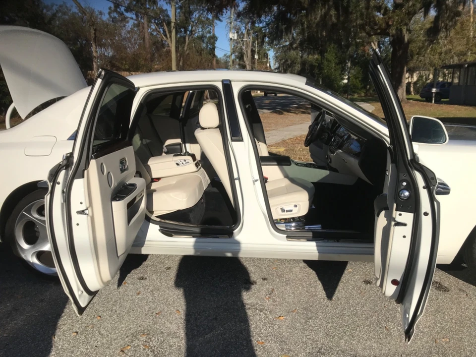 2012 Rolls-Royce Ghost 1st Gen - Image 12 of 28