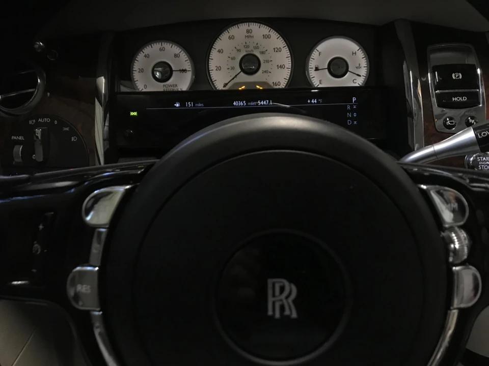 2012 Rolls-Royce Ghost 1st Gen - Image 10 of 28