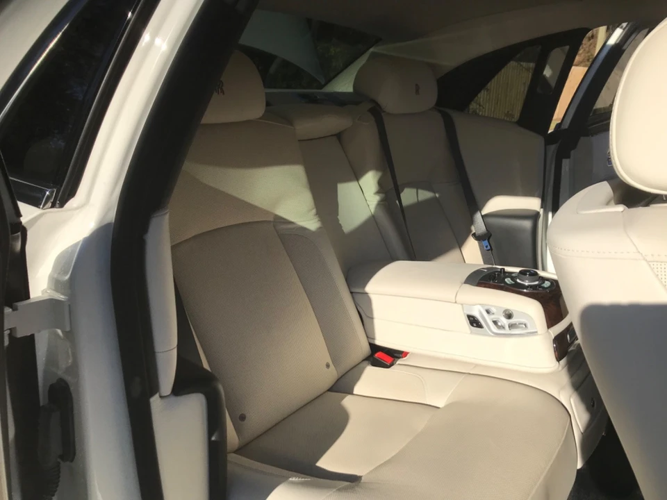 2012 Rolls-Royce Ghost 1st Gen - Image 13 of 28