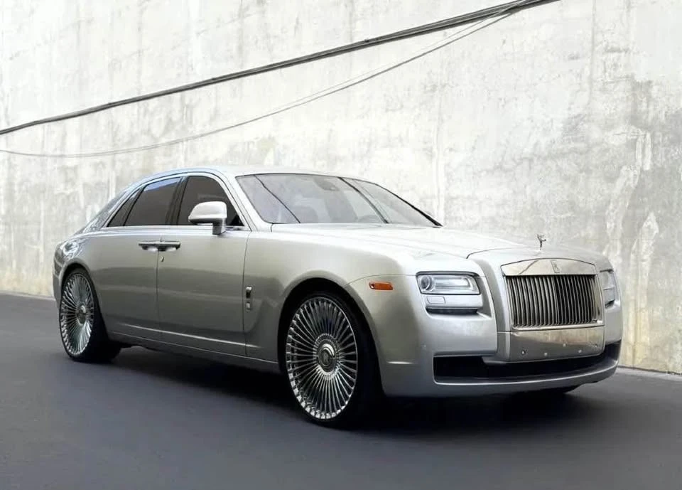 2012 Rolls-Royce Ghost 1st Gen - Image 13 of 18