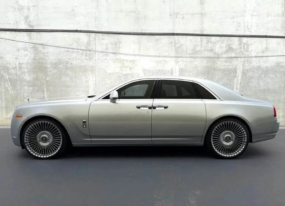 2012 Rolls-Royce Ghost 1st Gen - Image 17 of 18