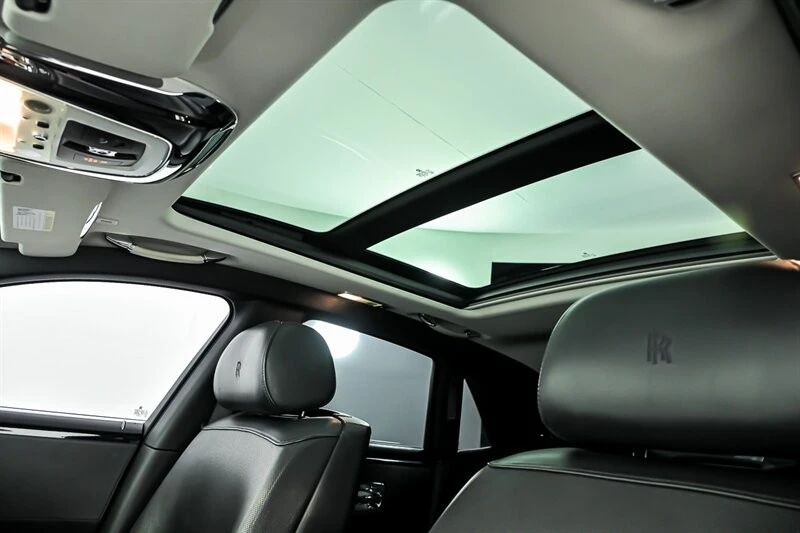 2012 Rolls-Royce Ghost 1st Gen - Image 19 of 31