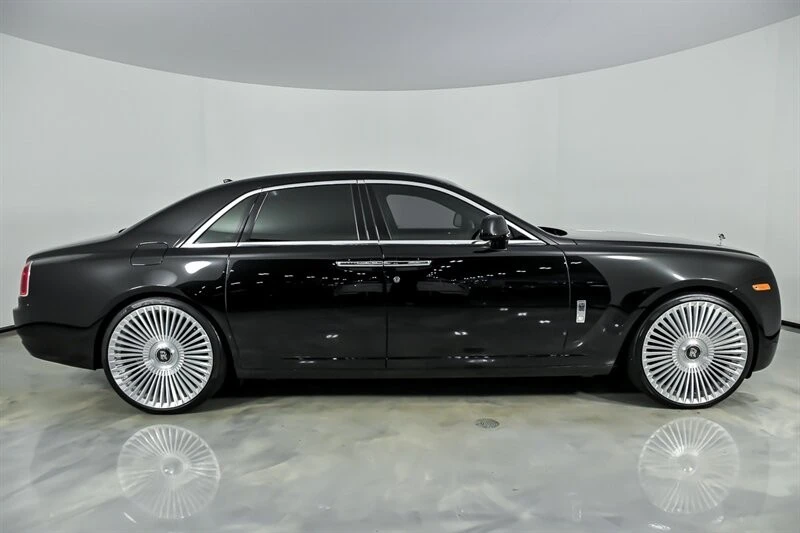 2012 Rolls-Royce Ghost 1st Gen - Image 11 of 31