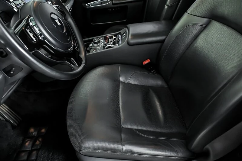2012 Rolls-Royce Ghost 1st Gen - Image 17 of 31