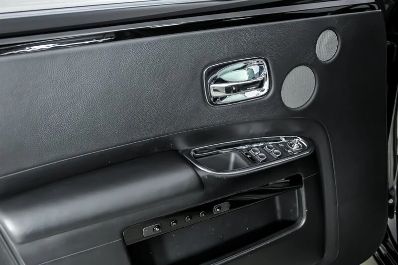 2012 Rolls-Royce Ghost 1st Gen - Image 14 of 31