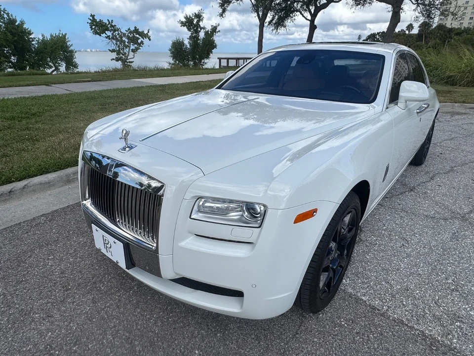 2012 Rolls-Royce Ghost 1st Gen - Image 14 of 21