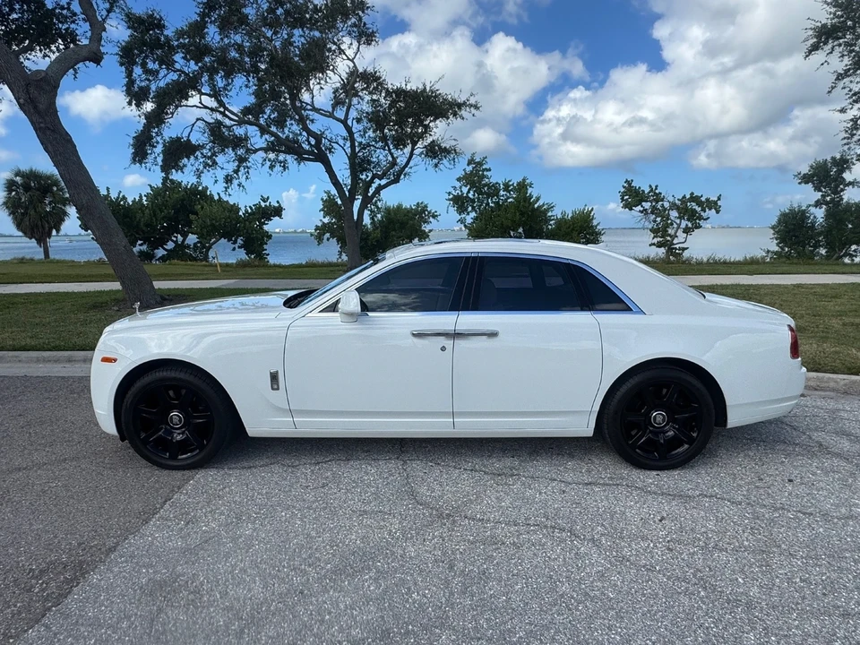 2012 Rolls-Royce Ghost 1st Gen - Image 10 of 21
