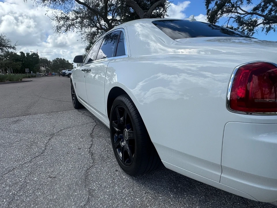 2012 Rolls-Royce Ghost 1st Gen - Image 16 of 21