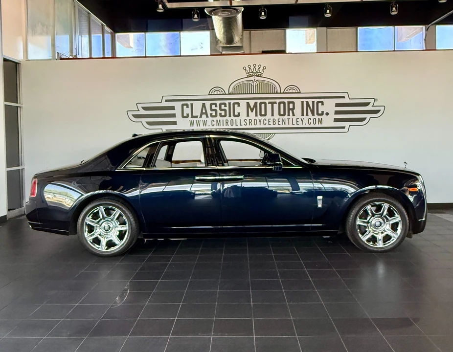 2012 Rolls-Royce Ghost 1st Gen - Image 2 of 31