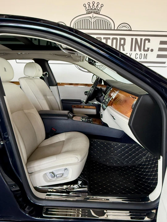 2012 Rolls-Royce Ghost 1st Gen - Image 19 of 31