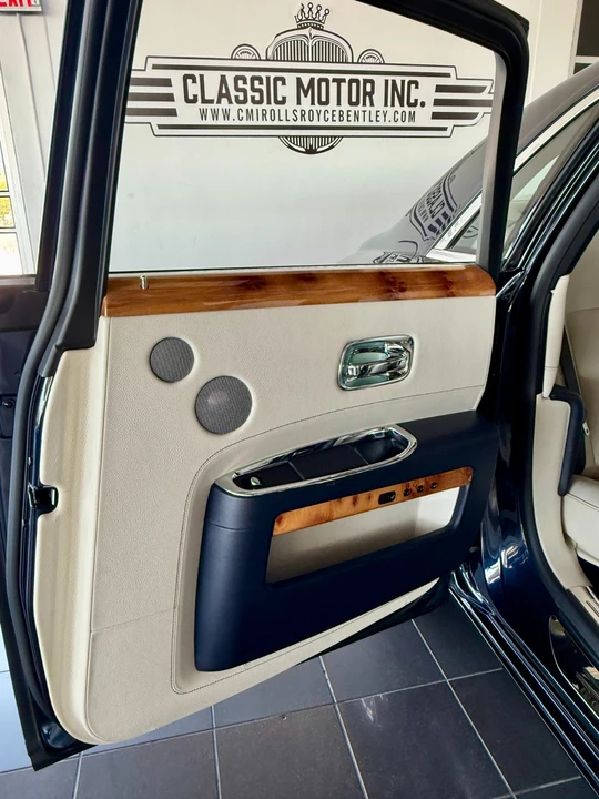 2012 Rolls-Royce Ghost 1st Gen - Image 24 of 31