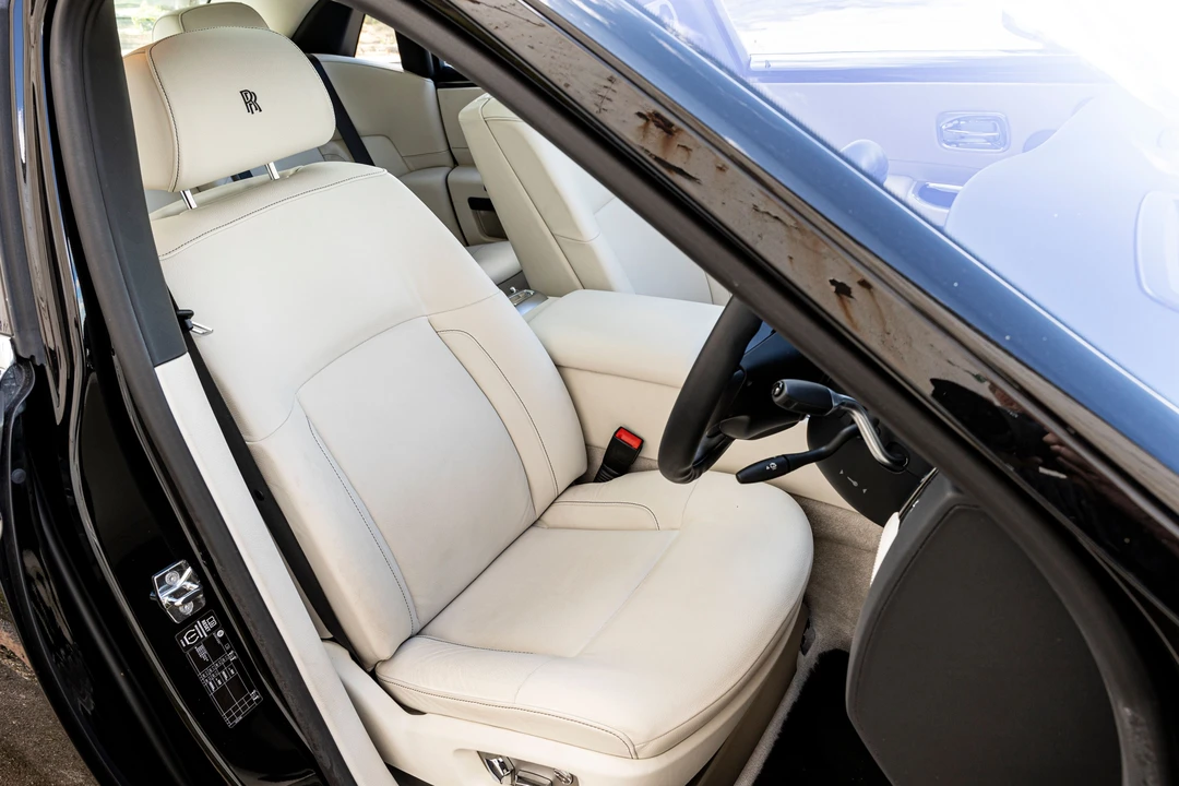 2012 Rolls-Royce Ghost 1st Gen - Image 9 of 18
