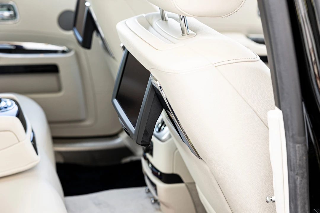 2012 Rolls-Royce Ghost 1st Gen - Image 15 of 18