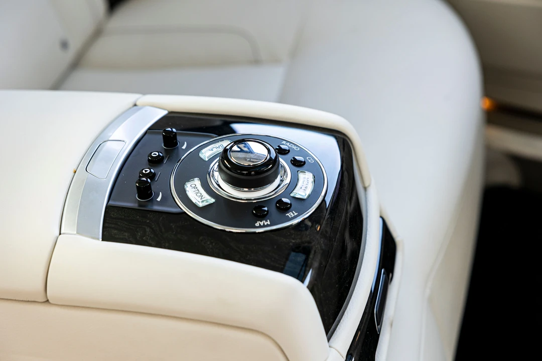 2012 Rolls-Royce Ghost 1st Gen - Image 14 of 18