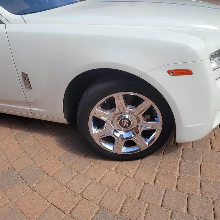 2012 Rolls-Royce Ghost 1st Gen - Image 14 of 14
