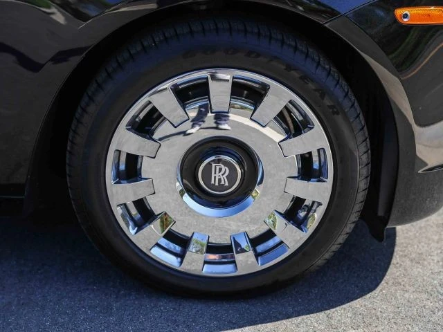 2012 Rolls-Royce Ghost 1st Gen - Image 11 of 31