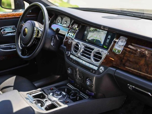 2012 Rolls-Royce Ghost 1st Gen - Image 25 of 31
