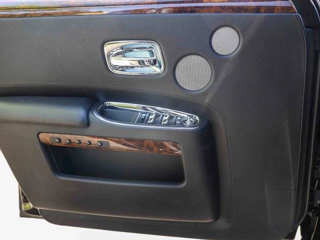 2012 Rolls-Royce Ghost 1st Gen - Image 27 of 31