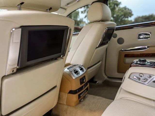 2012 Rolls-Royce Ghost 1st Gen - Image 30 of 31