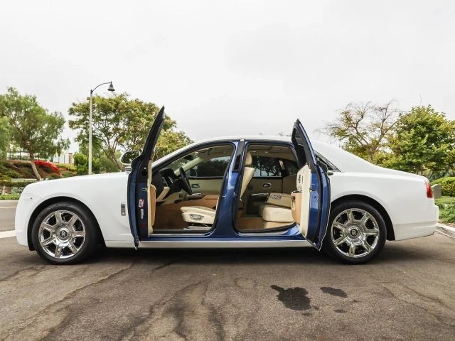 2012 Rolls-Royce Ghost 1st Gen - Image 27 of 31