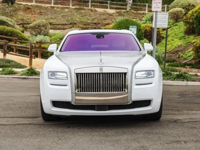2012 Rolls-Royce Ghost 1st Gen - Image 8 of 31