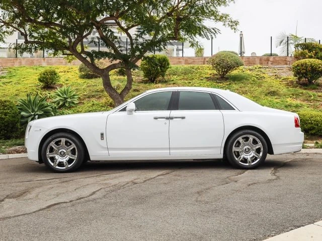 2012 Rolls-Royce Ghost 1st Gen - Image 2 of 31