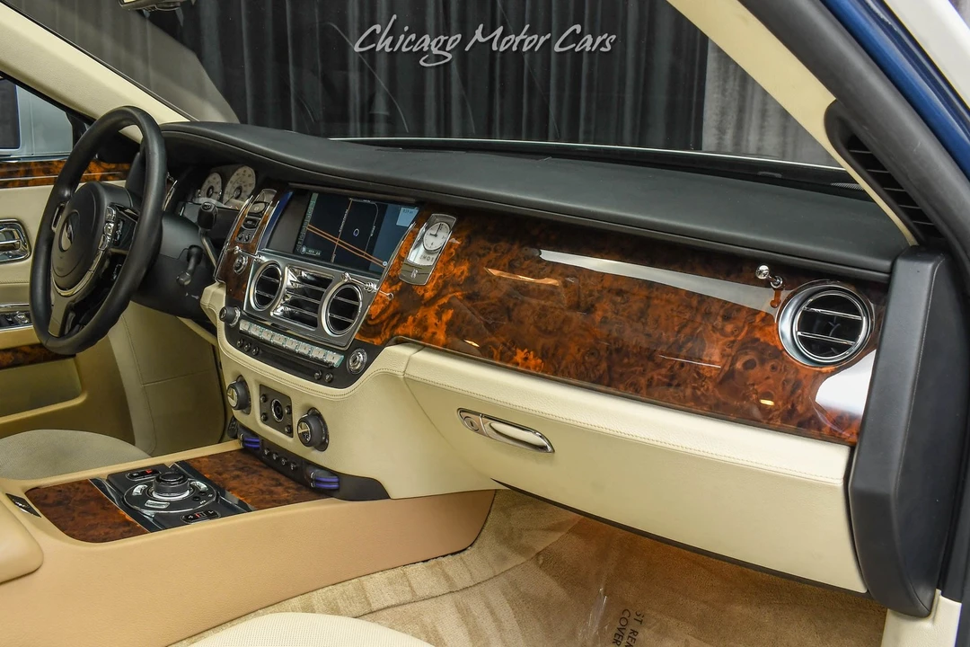 2012 Rolls-Royce Ghost 1st Gen - Image 23 of 31