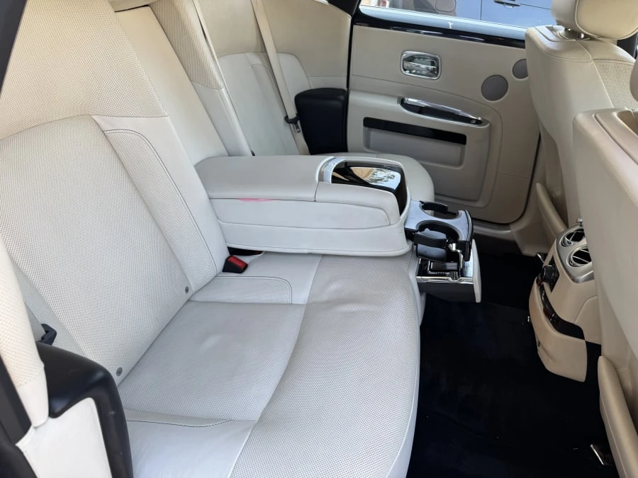 2012 Rolls-Royce Ghost 1st Gen - Image 13 of 21