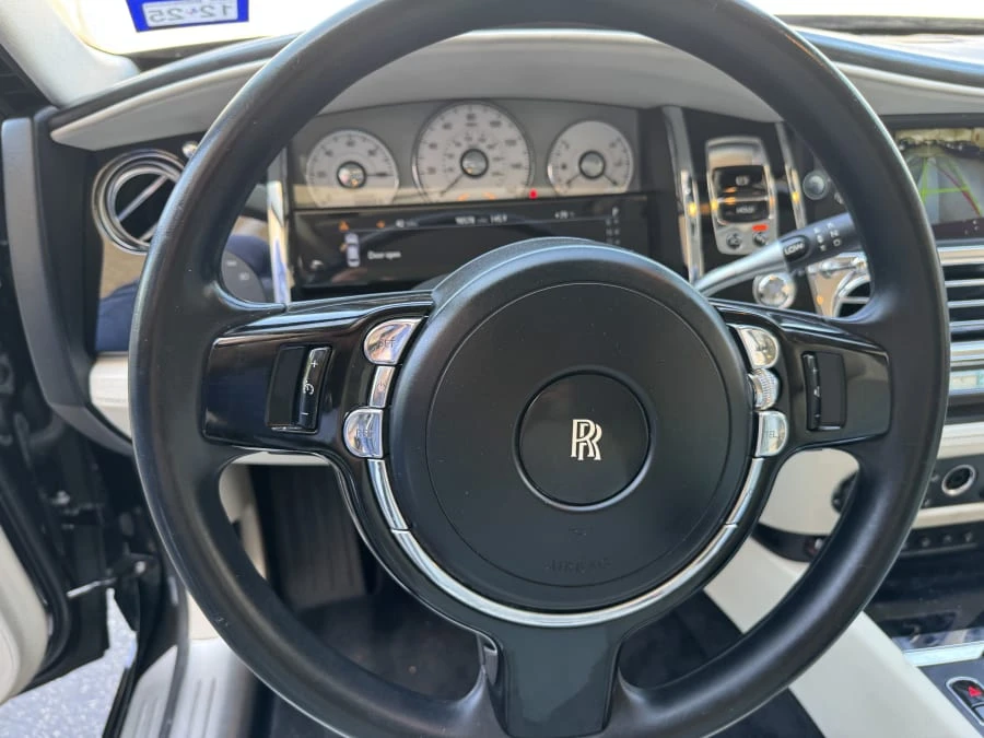 2012 Rolls-Royce Ghost 1st Gen - Image 10 of 21