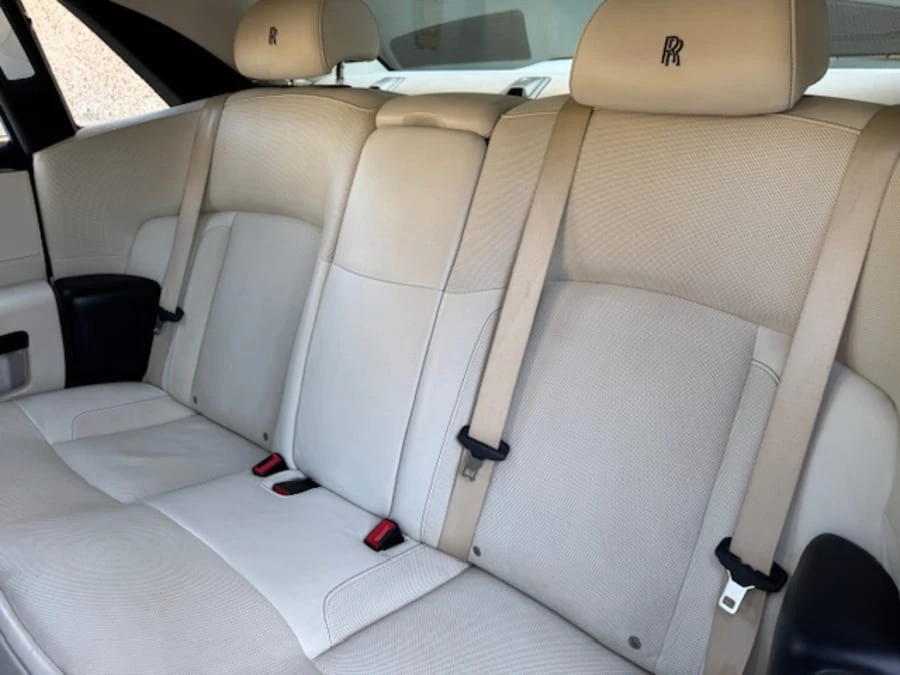 2012 Rolls-Royce Ghost 1st Gen - Image 16 of 21