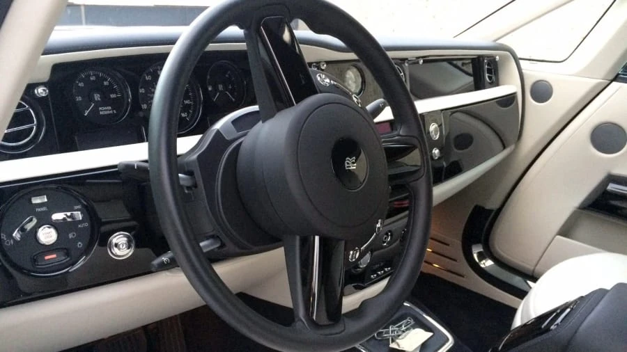 2012 Rolls-Royce Phantom VII - Image 4 of 9