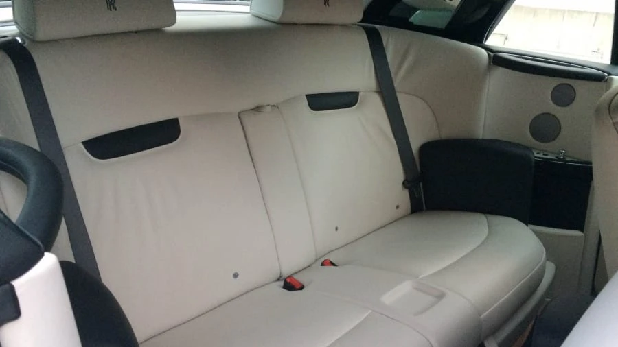 2012 Rolls-Royce Phantom VII - Image 8 of 9