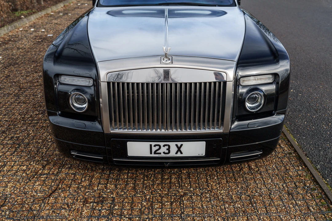 2012 Rolls-Royce Phantom VII - Image 14 of 31