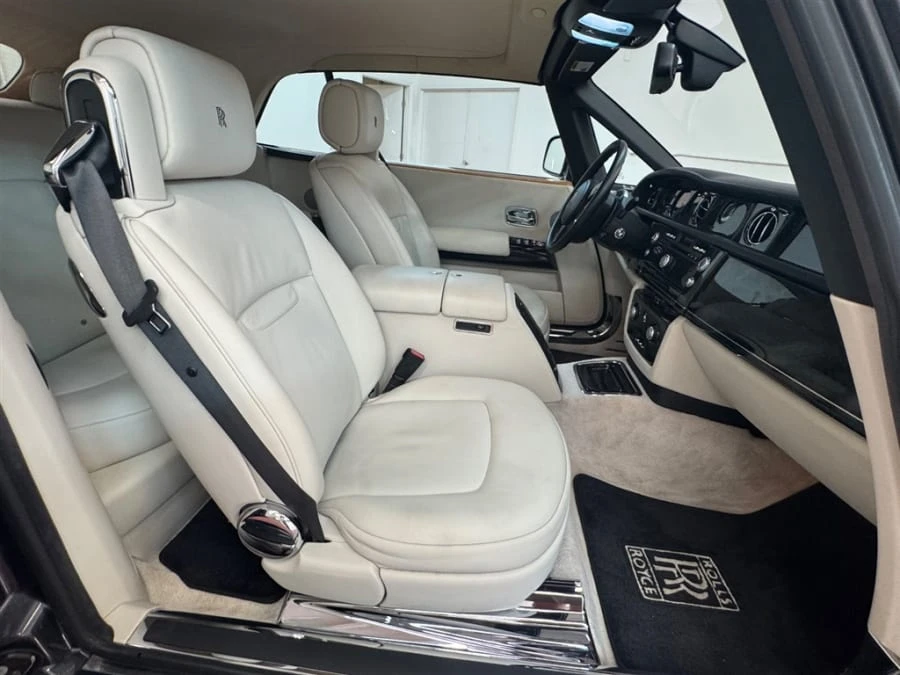 2012 Rolls-Royce Phantom VII - Image 11 of 21
