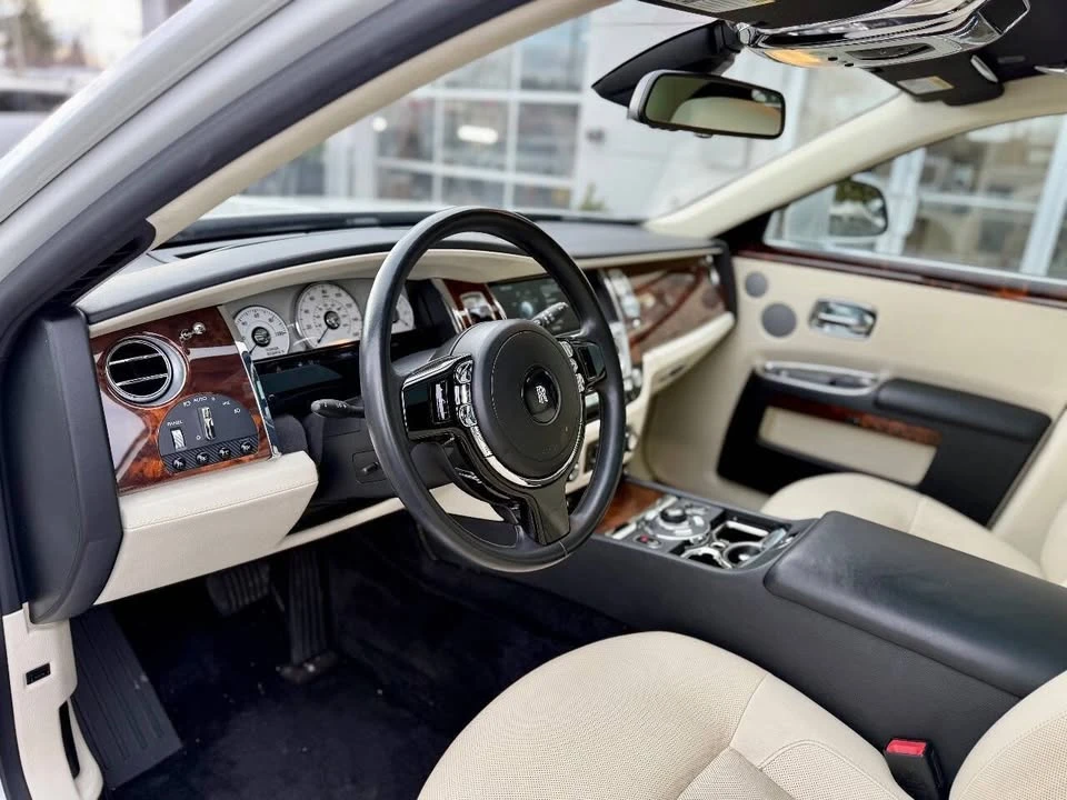 2012 Rolls-Royce Ghost 1st Gen - Image 9 of 20