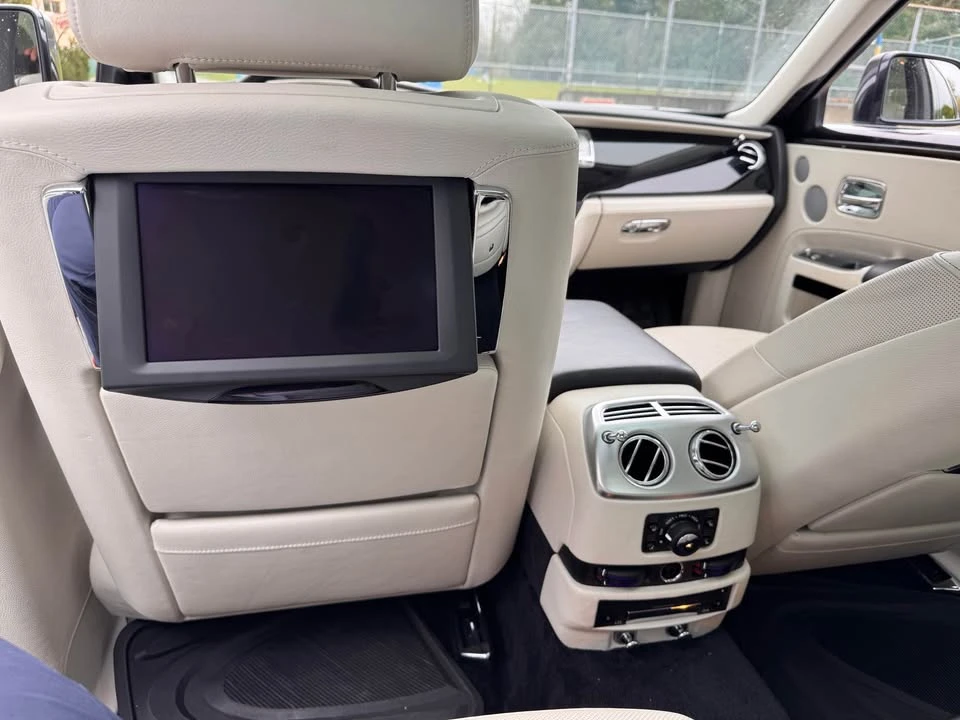 2012 Rolls-Royce Ghost 1st Gen - Image 16 of 17