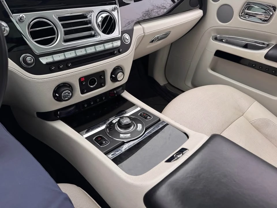 2012 Rolls-Royce Ghost 1st Gen - Image 14 of 17