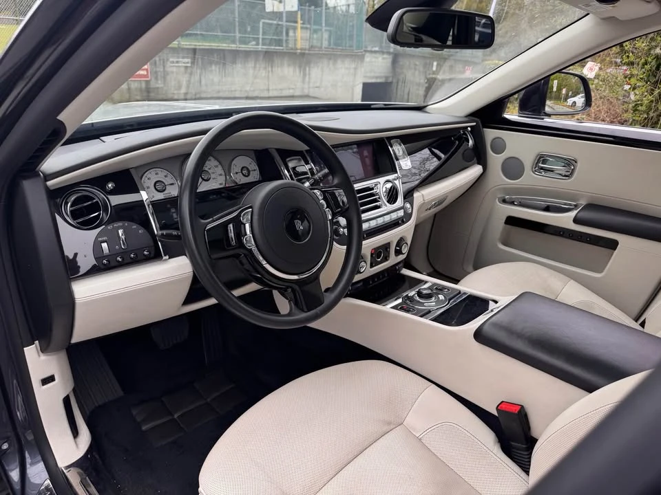 2012 Rolls-Royce Ghost 1st Gen - Image 8 of 17