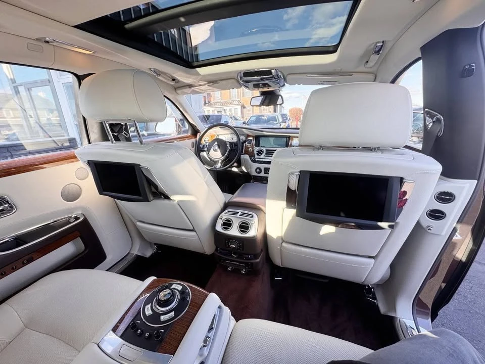 2012 Rolls-Royce Ghost 1st Gen - Image 15 of 21