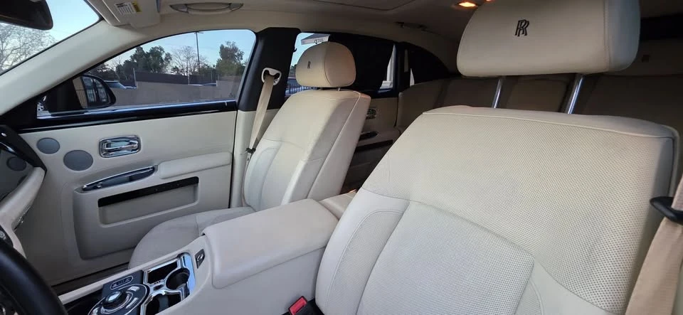 2012 Rolls-Royce Ghost 1st Gen - Image 10 of 20