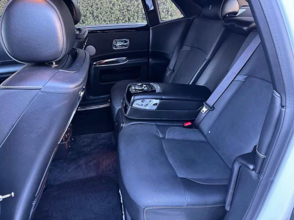 2012 Rolls-Royce Ghost 1st Gen - Image 8 of 15