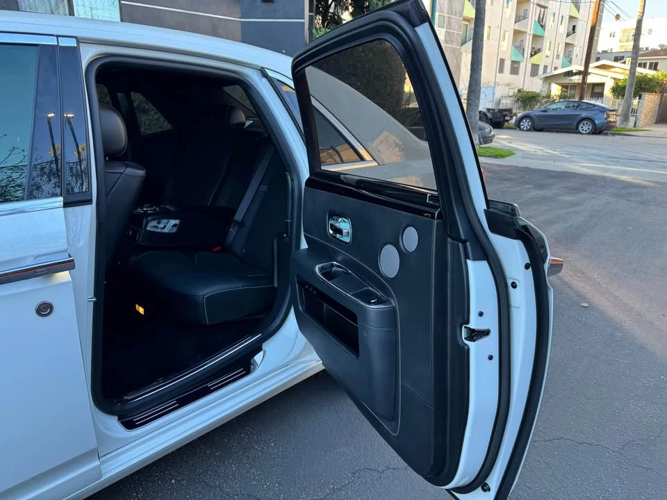 2012 Rolls-Royce Ghost 1st Gen - Image 7 of 15