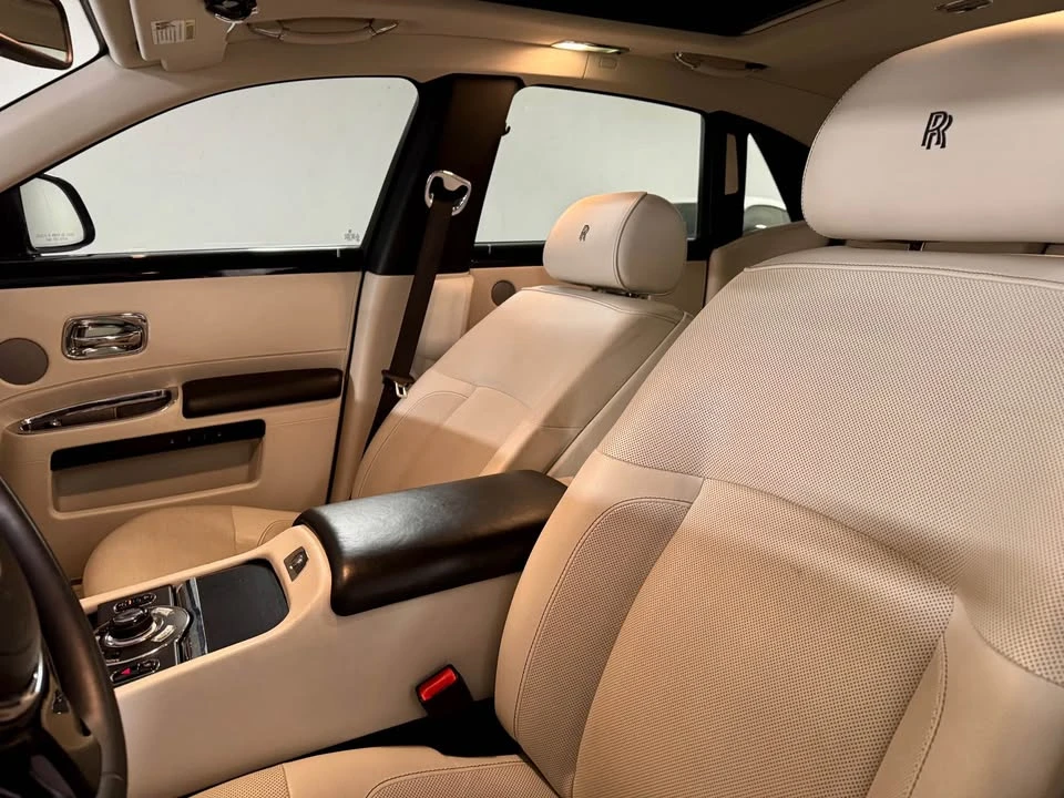 2012 Rolls-Royce Ghost 1st Gen - Image 15 of 20