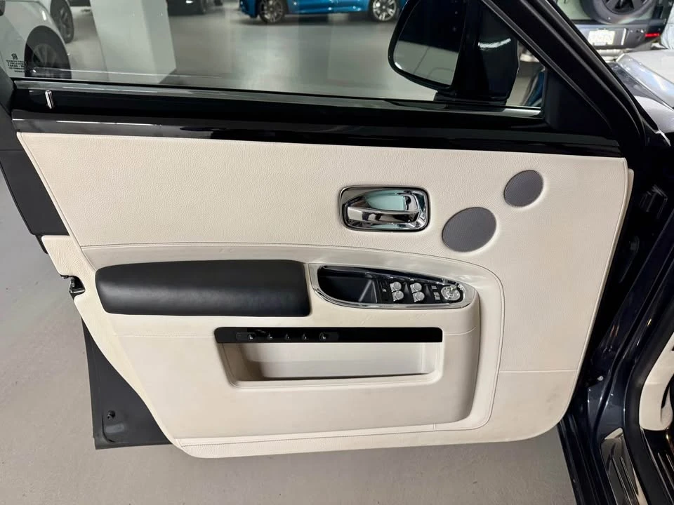 2012 Rolls-Royce Ghost 1st Gen - Image 13 of 20